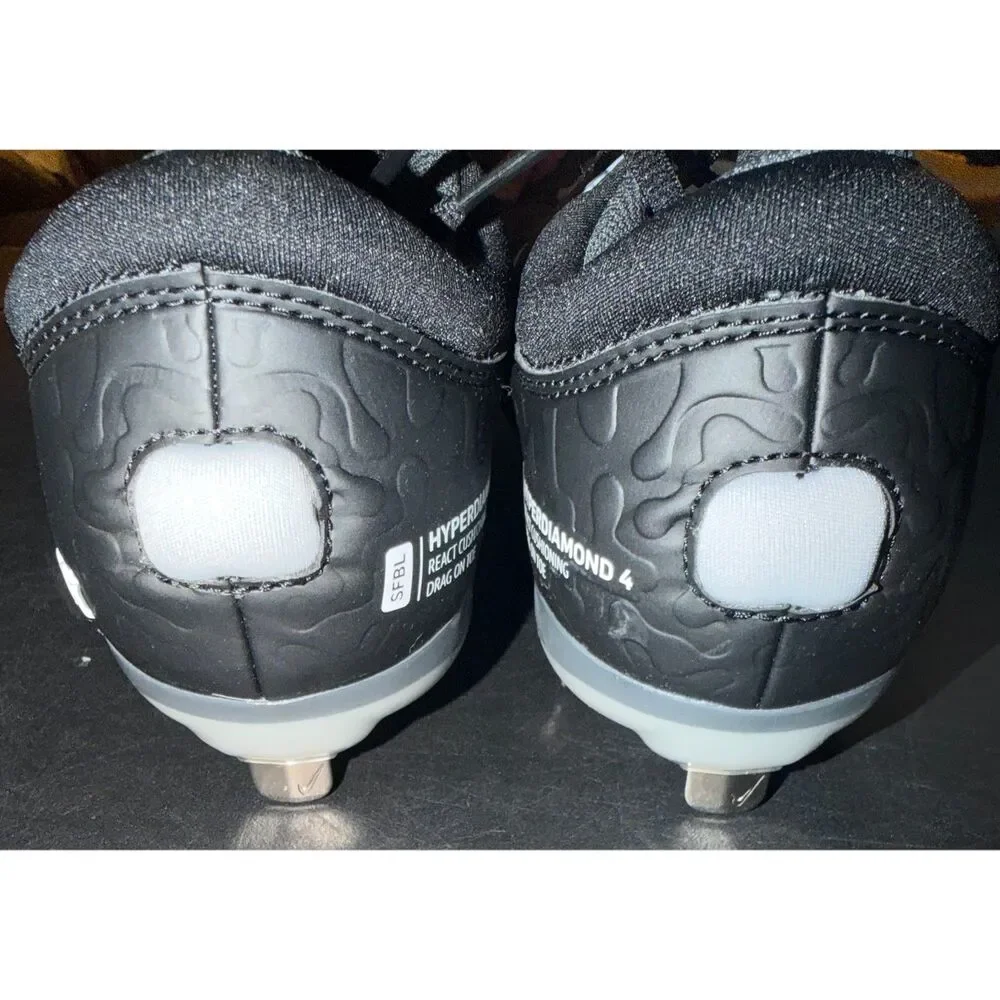 Nike Hyperdiamond 4 Softball Cleats Womens Size 7 NWOB